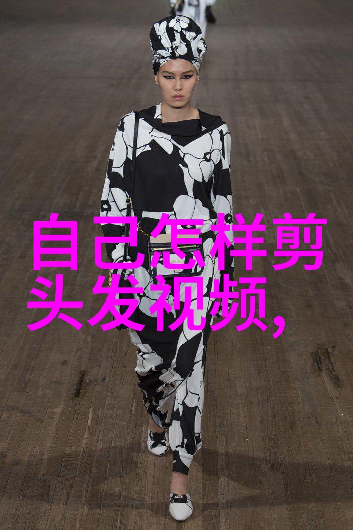 如何让超短发图片中的女孩在2023年看起来更加减龄