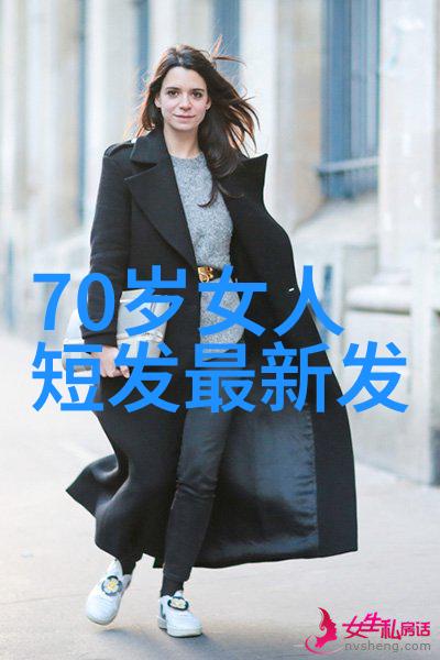 2023年超短发美甲推荐怎样让整体造型更有减龄感