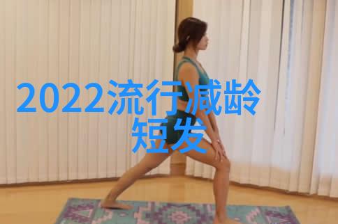 流行时尚烫发风潮2023年最热门的男女发型设计