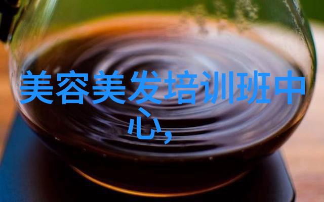 自己可以根据什么特征来挑选最适合自己的头发风格