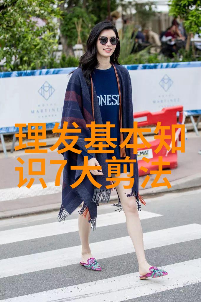 自己能弄的简单发型-DIY美发轻松掌握五种自己能弄的简单发型