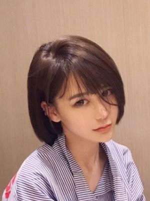 短发女2021流行发型_短发流行女士_2022流行短发女/