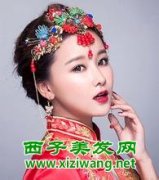 适合中式婚礼新娘发型图片