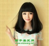 女生齐刘海直发内卷梨花头 让你青春洋溢